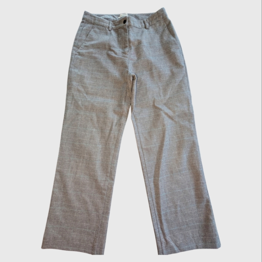 Women's L. L. Bean classic fit trousers, size 8